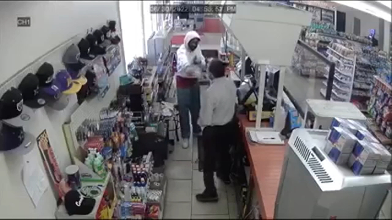Fresno police searching for suspect in armed robbery at gas station ...