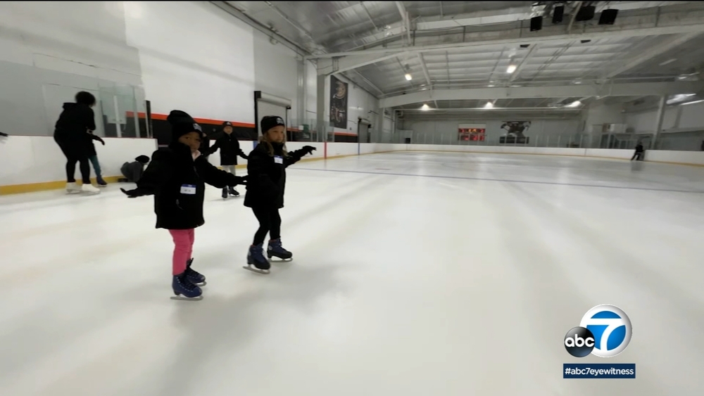 LA nonprofit empowers young children and teens through ice skating