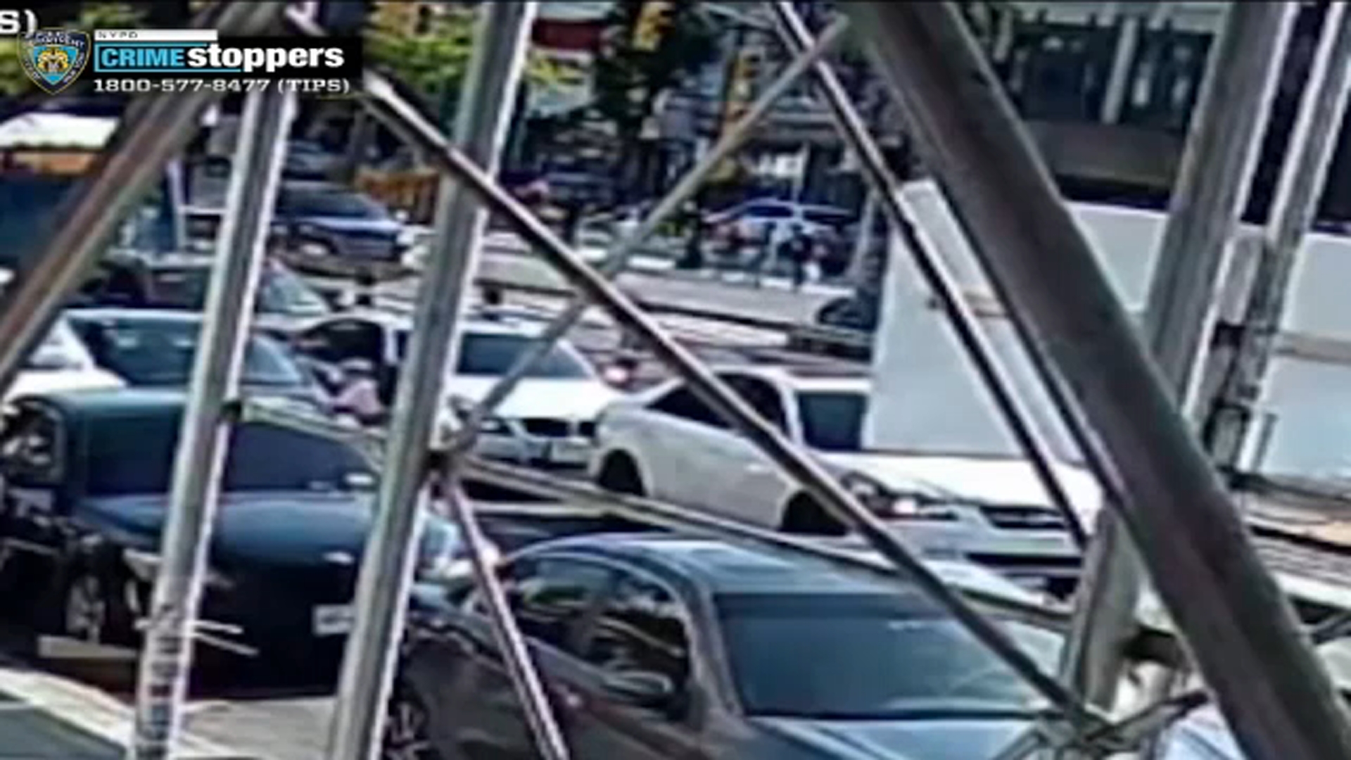 Pregnant woman attacked with screwdriver in NYC road rage, miscarries