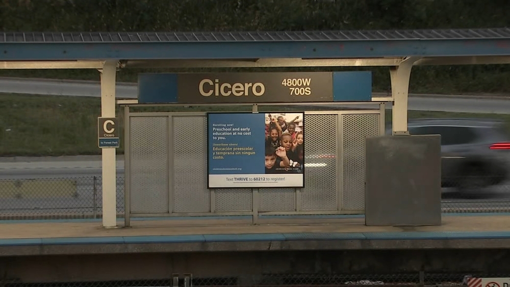 Man in custody after climbing into CTA Blue Line train operator's seat at Cicero stop, CPD says