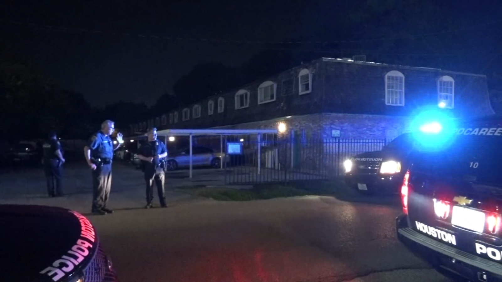 2 men detained for shooting alleged machete attacker in selfdefense in southwest Houston, HPD