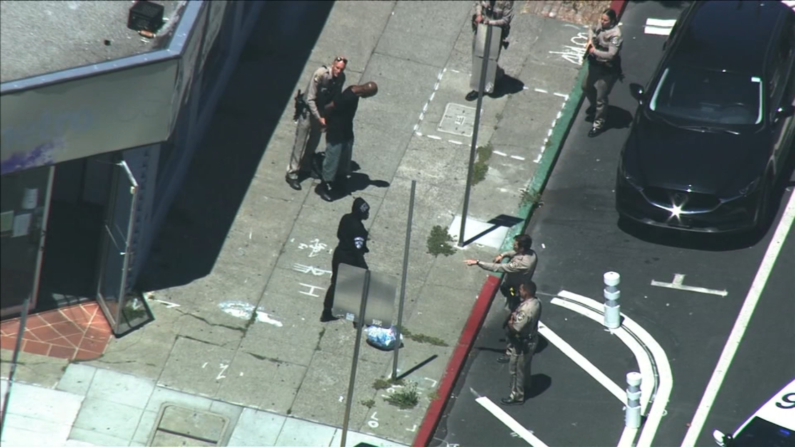 Bay Area car chase: Burglary suspects lead officers on chase from ...