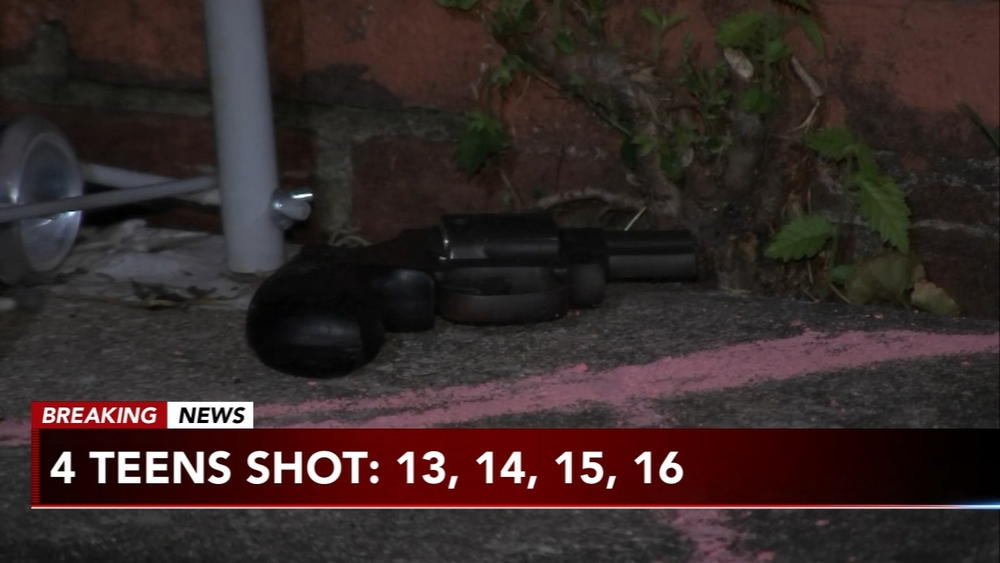 4 teens critically injured after shooting near North Philly home