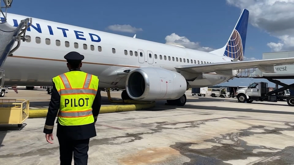 Pilot shortage creates travel problems, but helping others find job