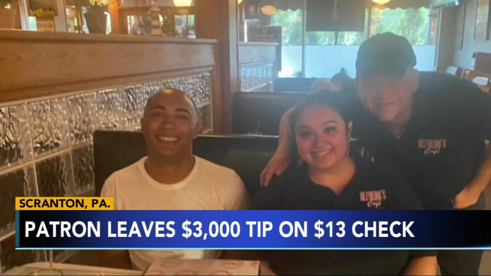 Customer leaves $3,000 tip on $13 stromboli check