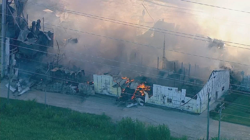 Shorewood fire destroys Tri County Stockdale store