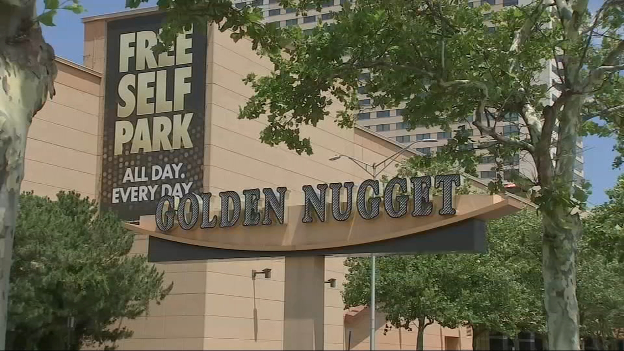Hospitality workers at two AC casinos vote on possible strike