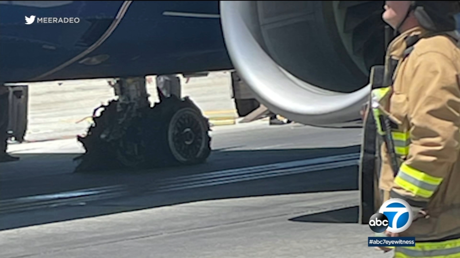 Delta flight loses 2 tires on landing at LAX; runways reopen after