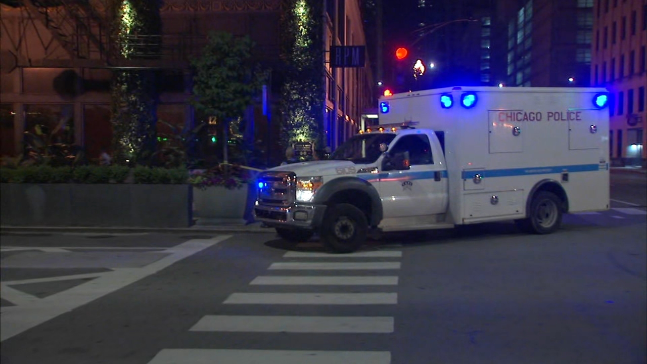 Chicago shooting: 1 critically wounded in River North
