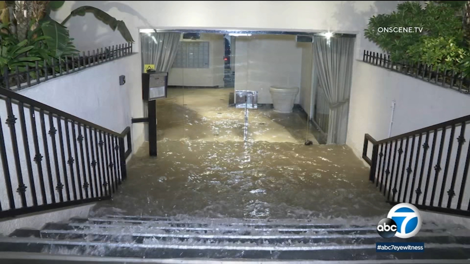 Apparent water main break floods apartment complex, parking garage in Hollywood ABC7 Los Angeles