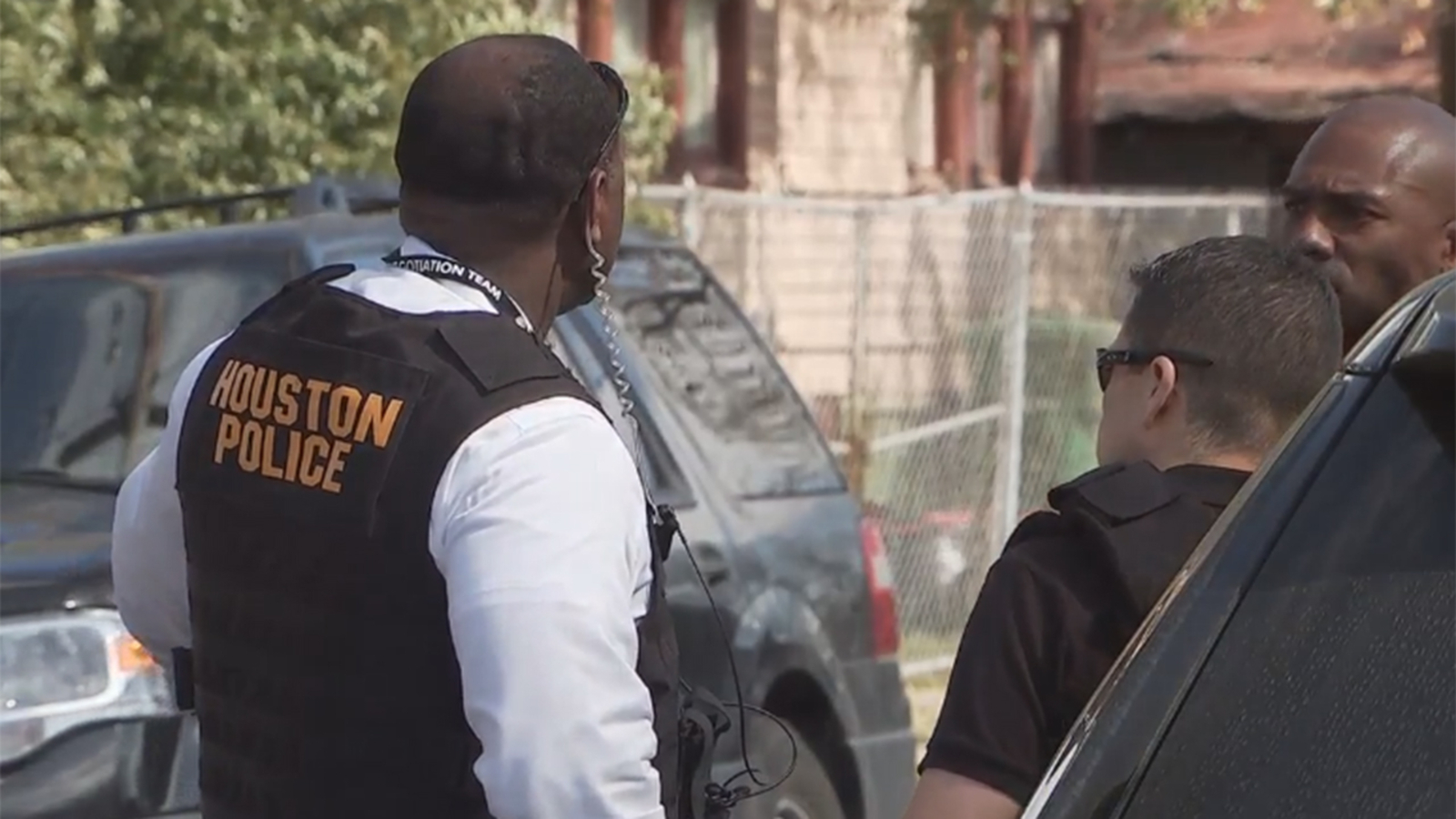 SWAT standoff underway in southeast Houston ABC13 Houston