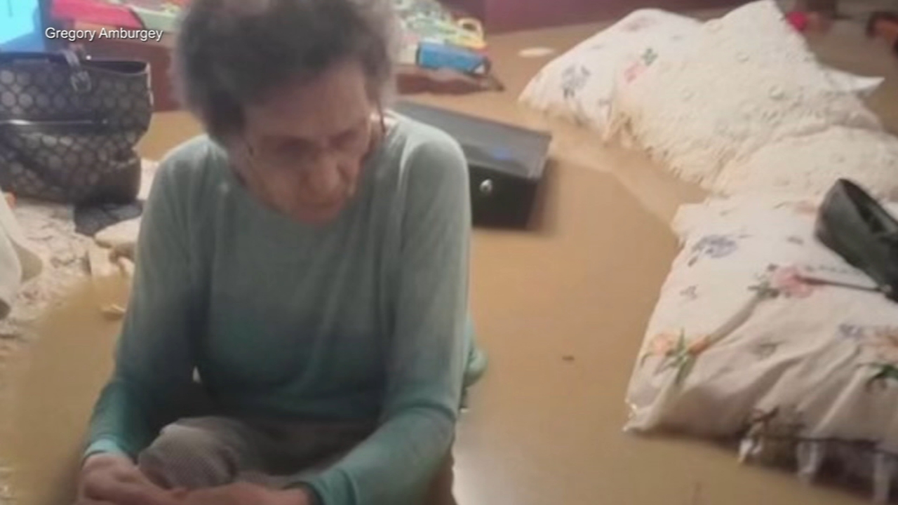 Elderly woman rescued from Kentucky flooding