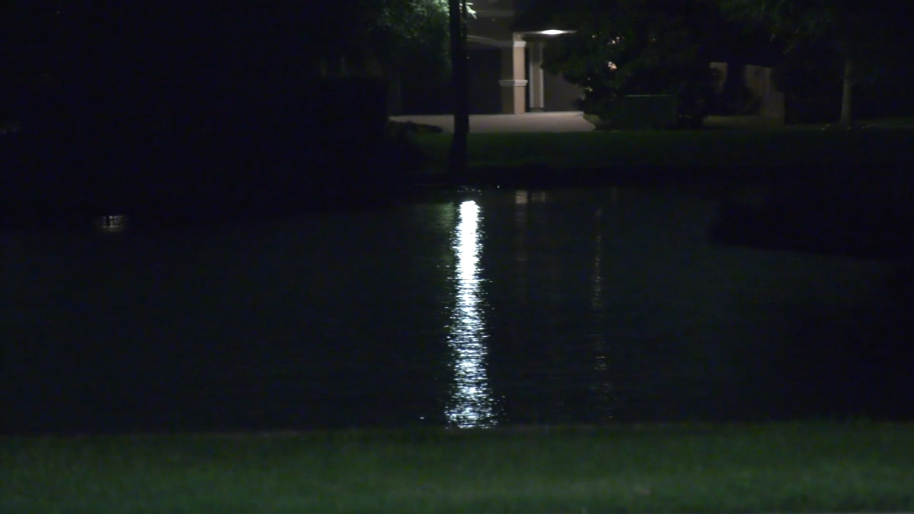 Body found in water at Sugar Land, police say