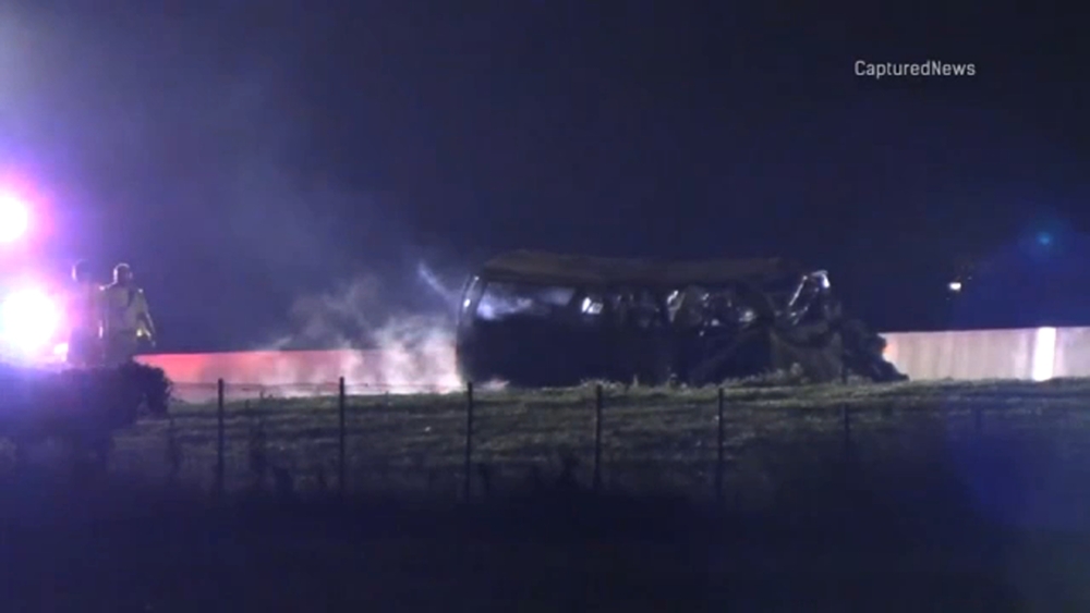 Woman crashes into van on I-90, killing 7, including 5 kids from Rolling Meadows: ISP
