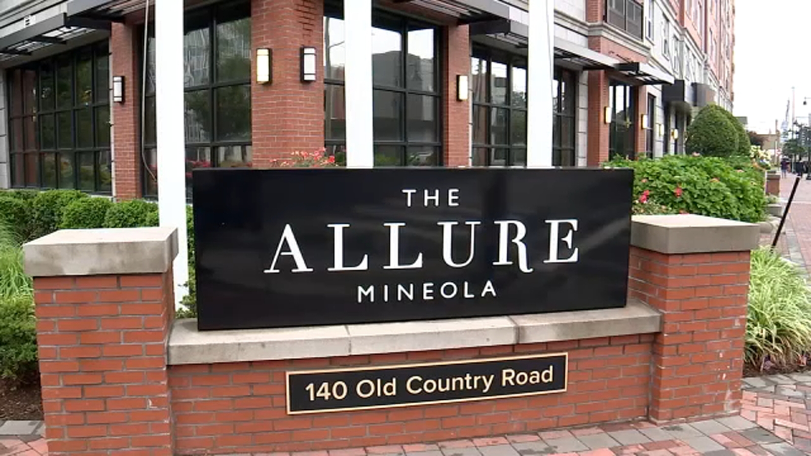 39yearold woman found shot to death in Mineola home ABC7 New York