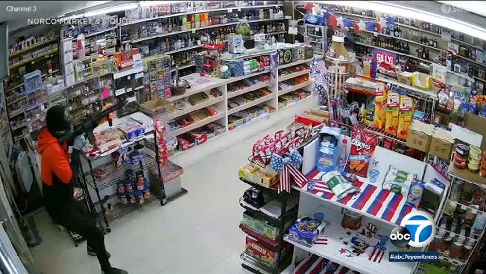 Video shows Norco liquor store owner shoot would-be armed robber 