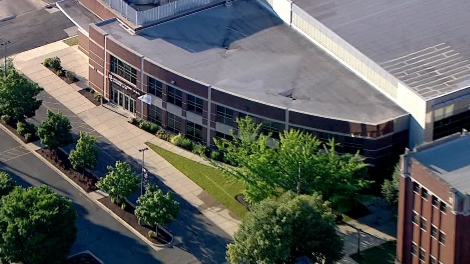 Mount Carmel High School to remain an allboys school ABC7 Chicago