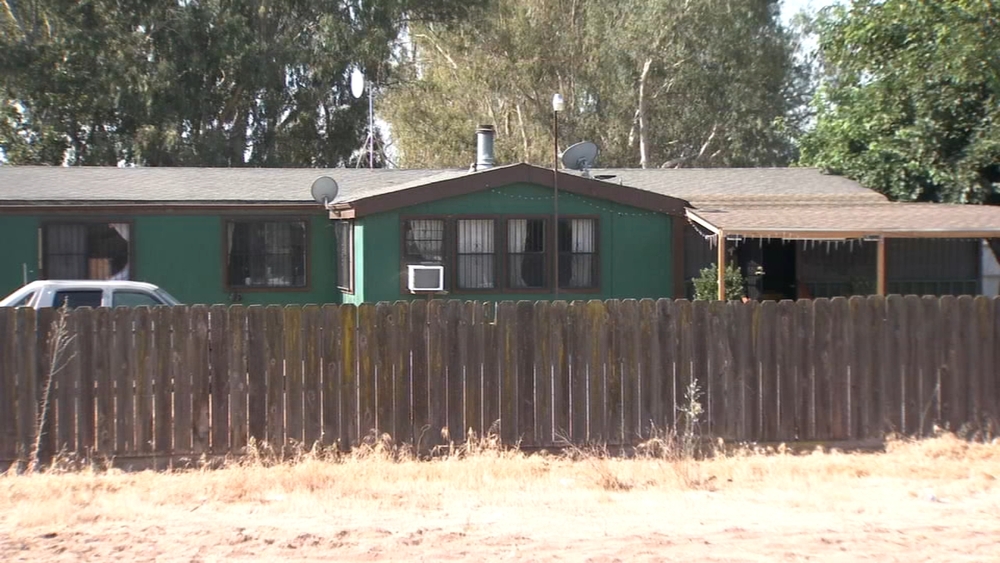 Terrified Fresno County family robbed by armed invaders posing as deputies