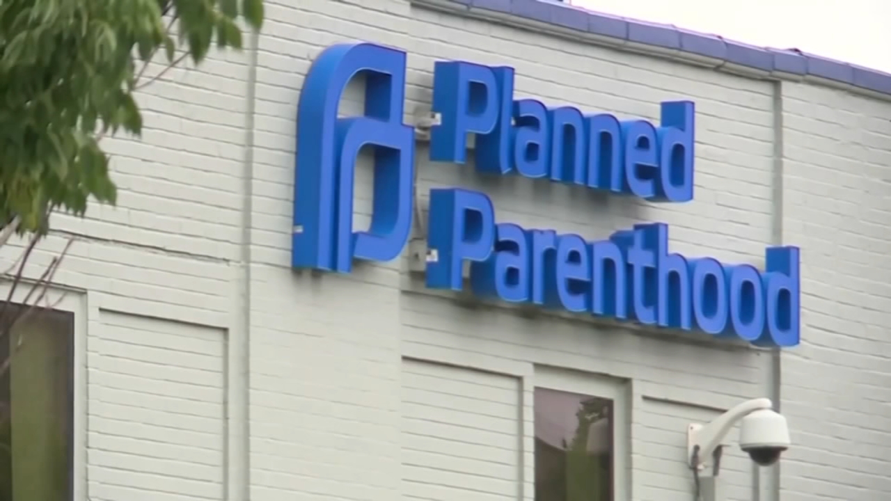 How will Biden's abortion executive order impact Illinois?