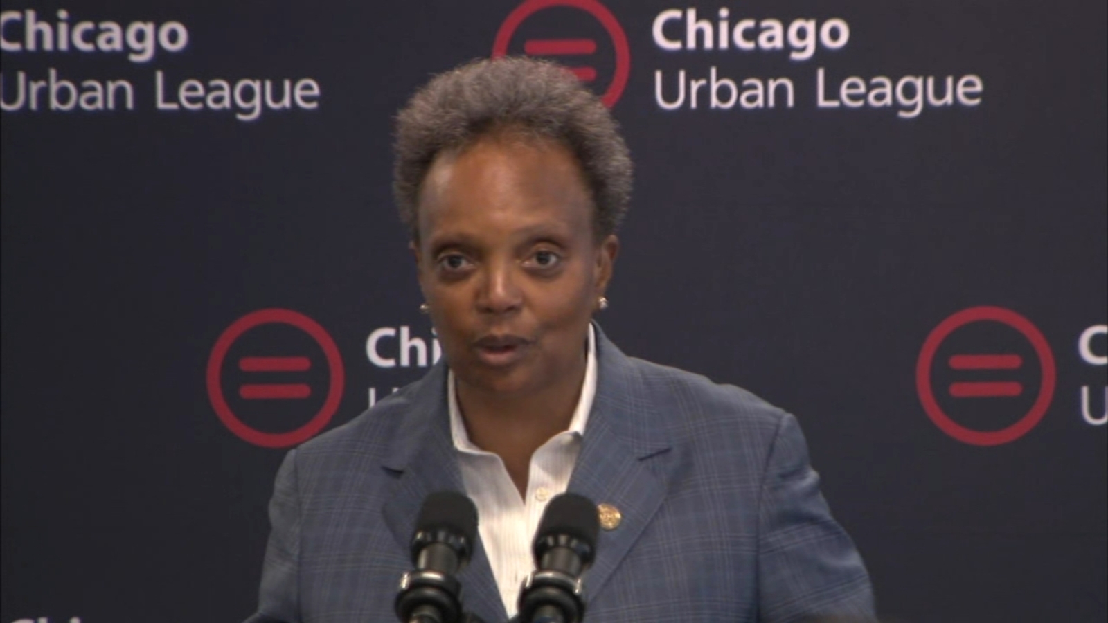 Chicago public buildings, agencies moving to 100 renewable energy by