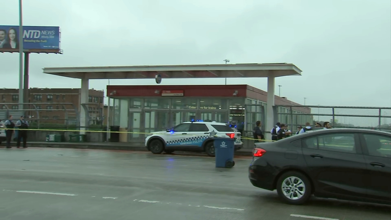 Teen shot near Red Line station days after man killed on train: police