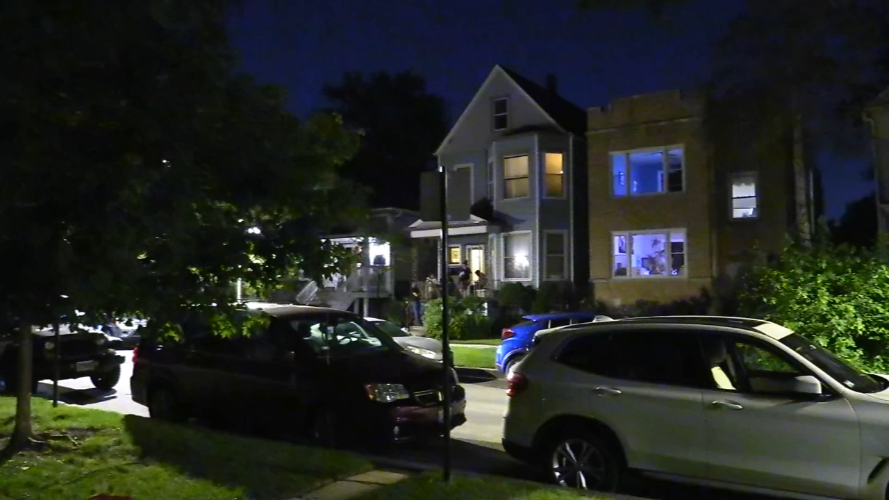 Baby girl missing after suspect breaks into Irving Park home found