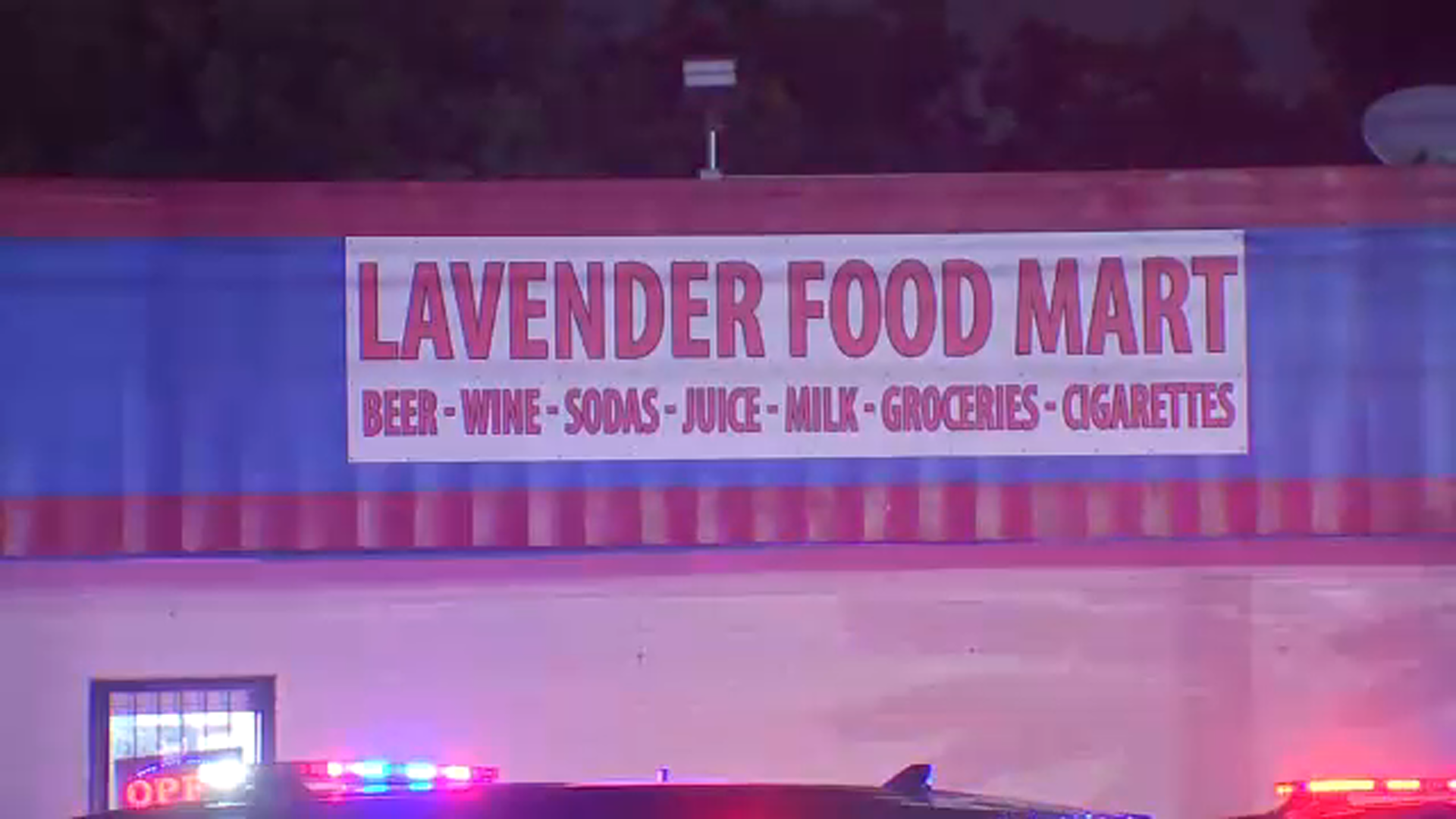 Clerk shot man to death at convenience store in NE Houston, police say