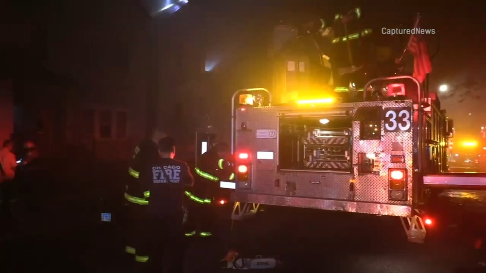 3 Chicago firefighters injured in Back of the Yards; 27 displaced