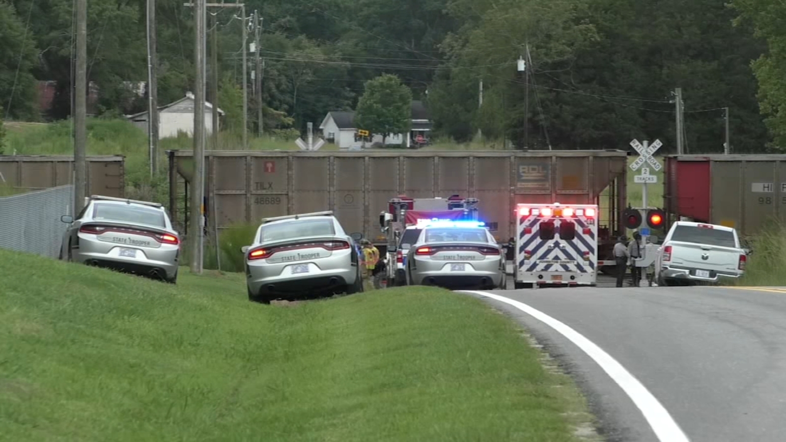 1 killed in crash involving car and train in Johnston County - ABC11 ...