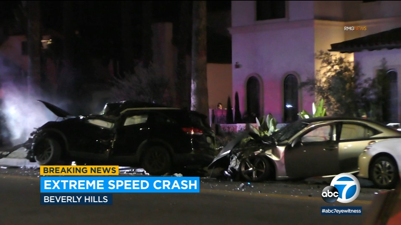 2 injured in violent crash in Beverly Hills, police say
