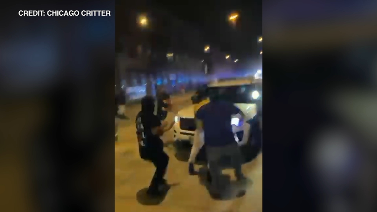 Video shows chaotic confrontation between drag racers, Chicago police