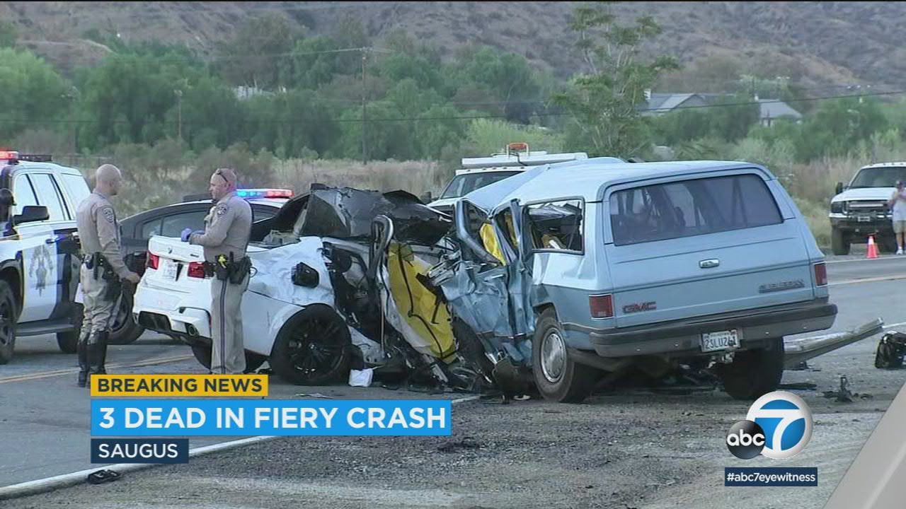 3 killed in 2-vehicle crash in Santa Clarita