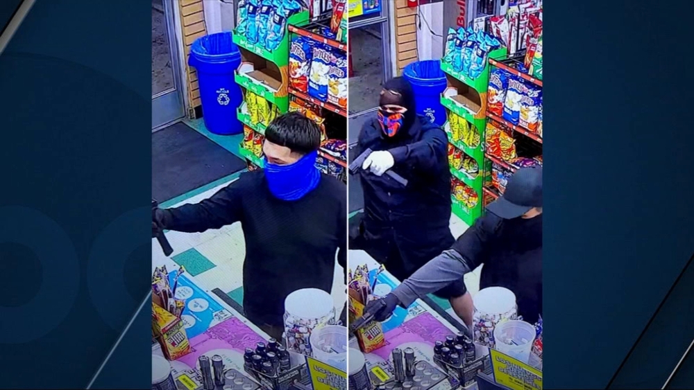 Police searching for 3 in connection to Merced armed robbery