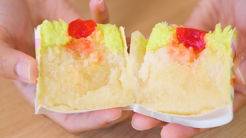 Colorful, brandy-soaked cupcakes star at Puerto Rican bakery