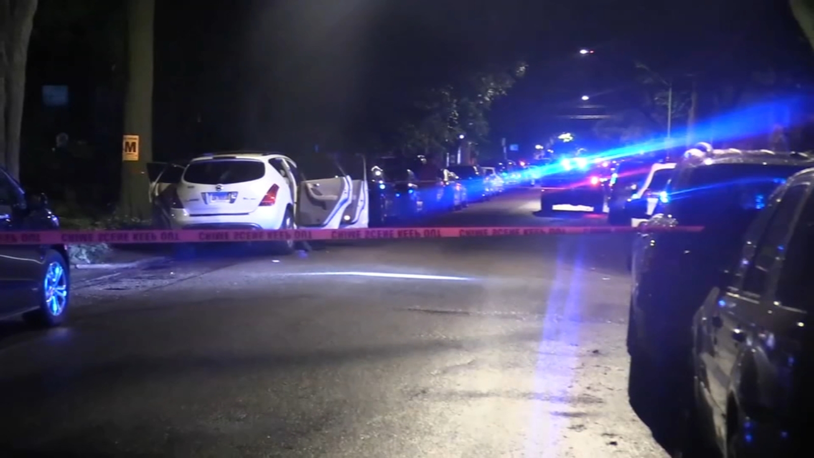 Chicago shooting Aiesha Lewis dies after shot while sitting in car in West Rogers Park, another