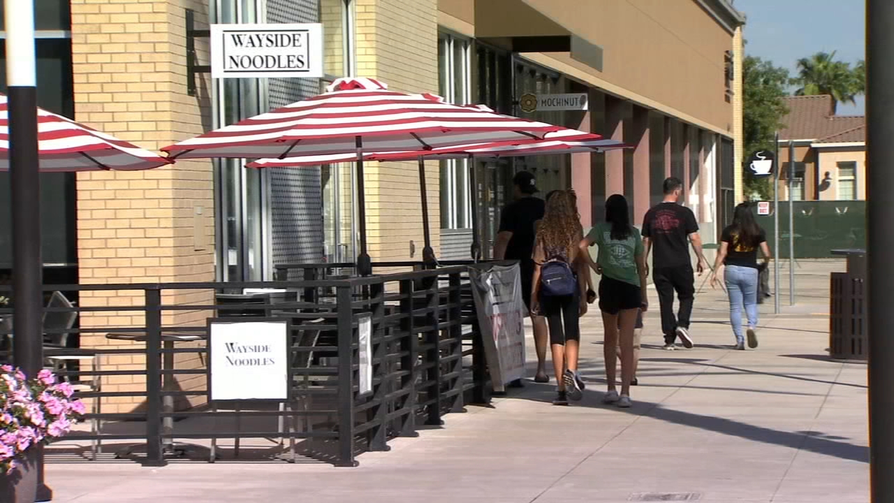 Extreme heat boosts some Valley businesses as people seek cool spaces