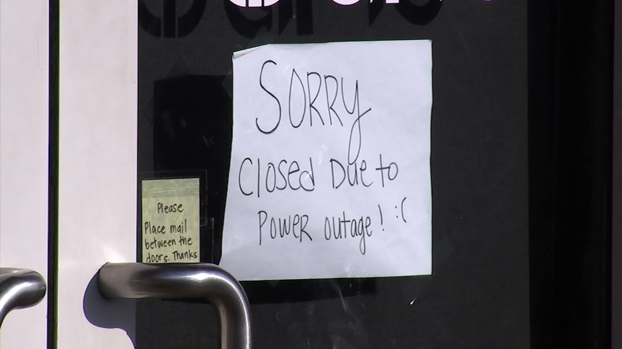 Power outages force early closures for South Bay businesses