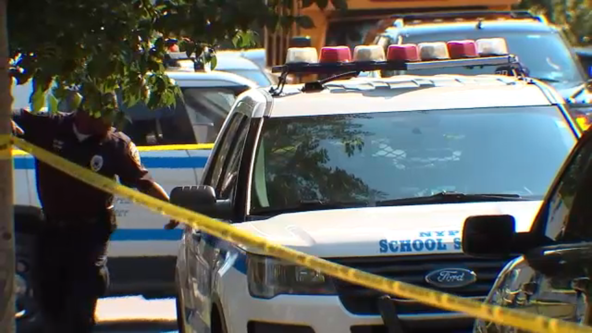 Teen shot in abdomen after leaving school in NYC, police say