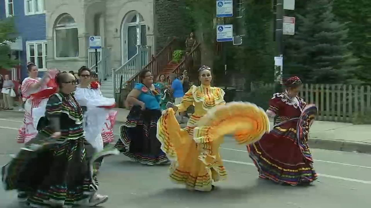 Mexican Independence Day Parade steps off in Chicago's Pilsen neighborhood
