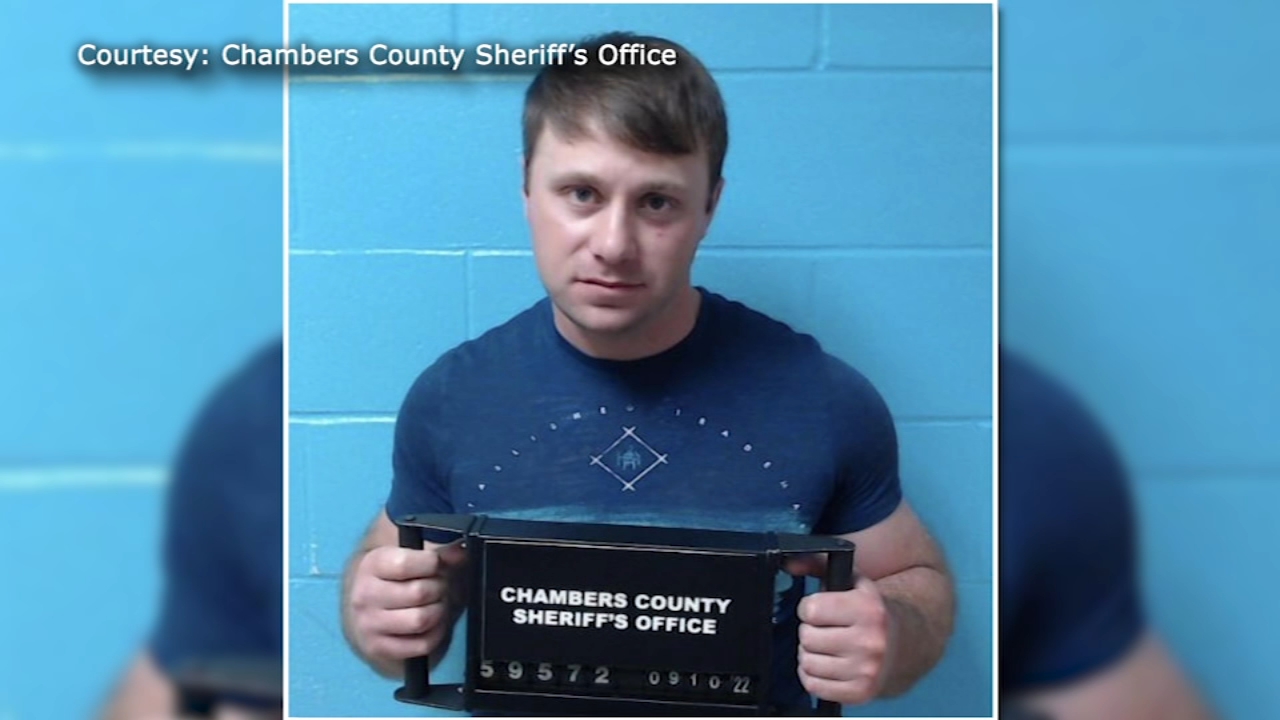 Man threatened judges, called in bomb threats, officials say