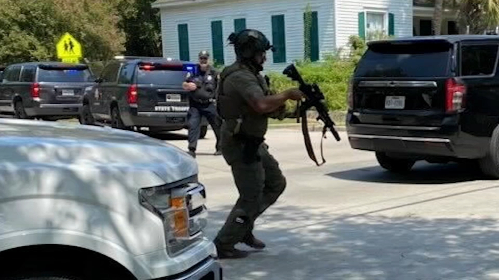 Houston school shooter false alarm No active shooter at Heights High