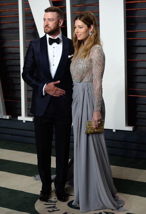 Justin Timberlake, left, and Jessica Biel arrive at the Vanity Fair Oscar Party on Sunday, Feb. 28, 2016, in Beverly Hills, Calif.