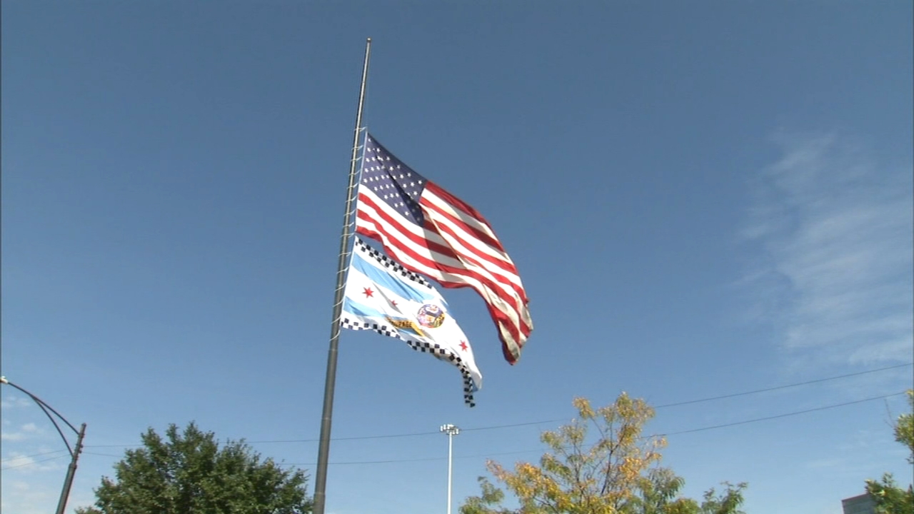Flag over Kennedy Expressway honors fallen Chicago police officers