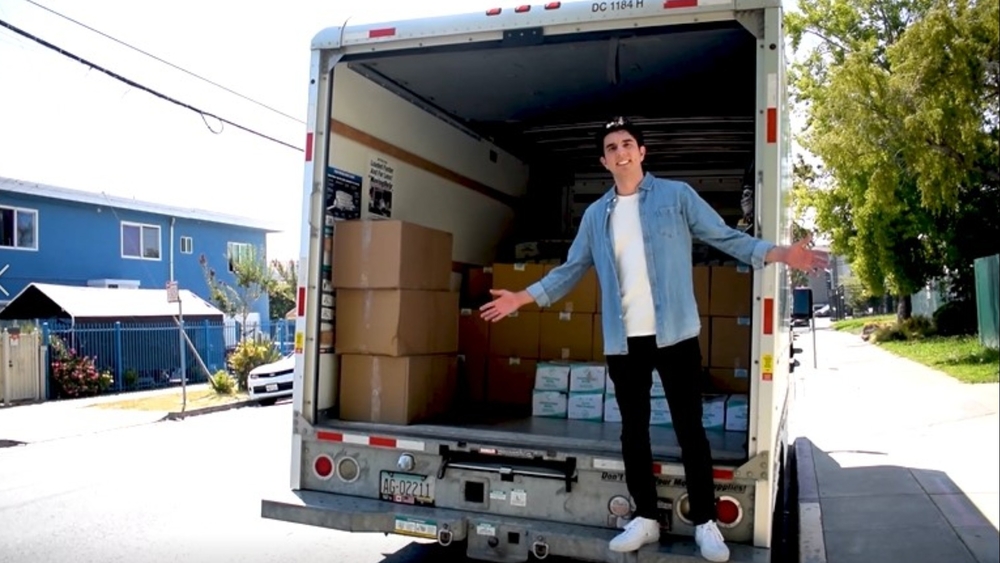 Bay Area man celebrates milestone birthday with acts of kindness