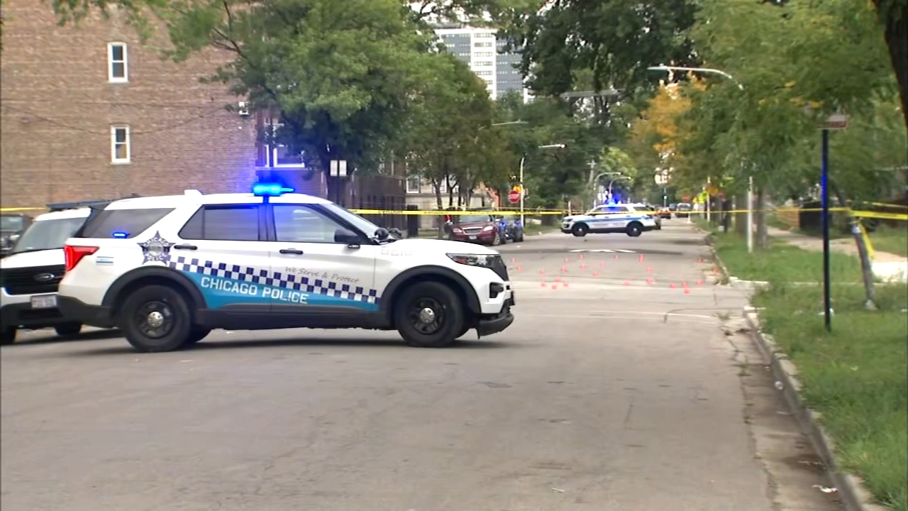 2 boys, both 16, critically hurt in shooting near Garfield Park