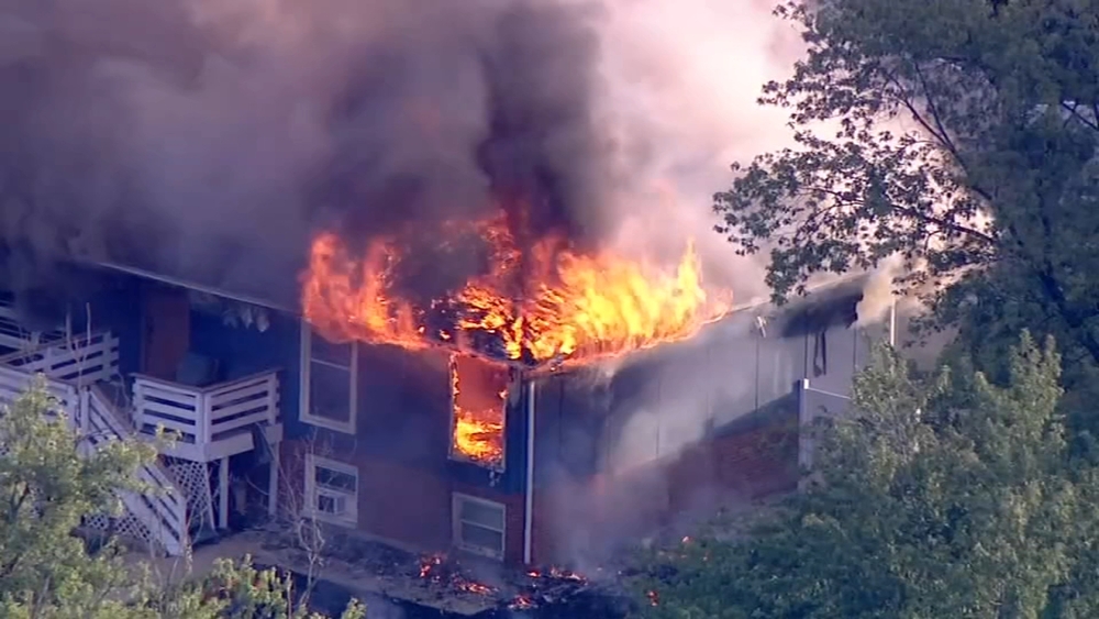 4 killed in Oak Forest shooting, house fire identified