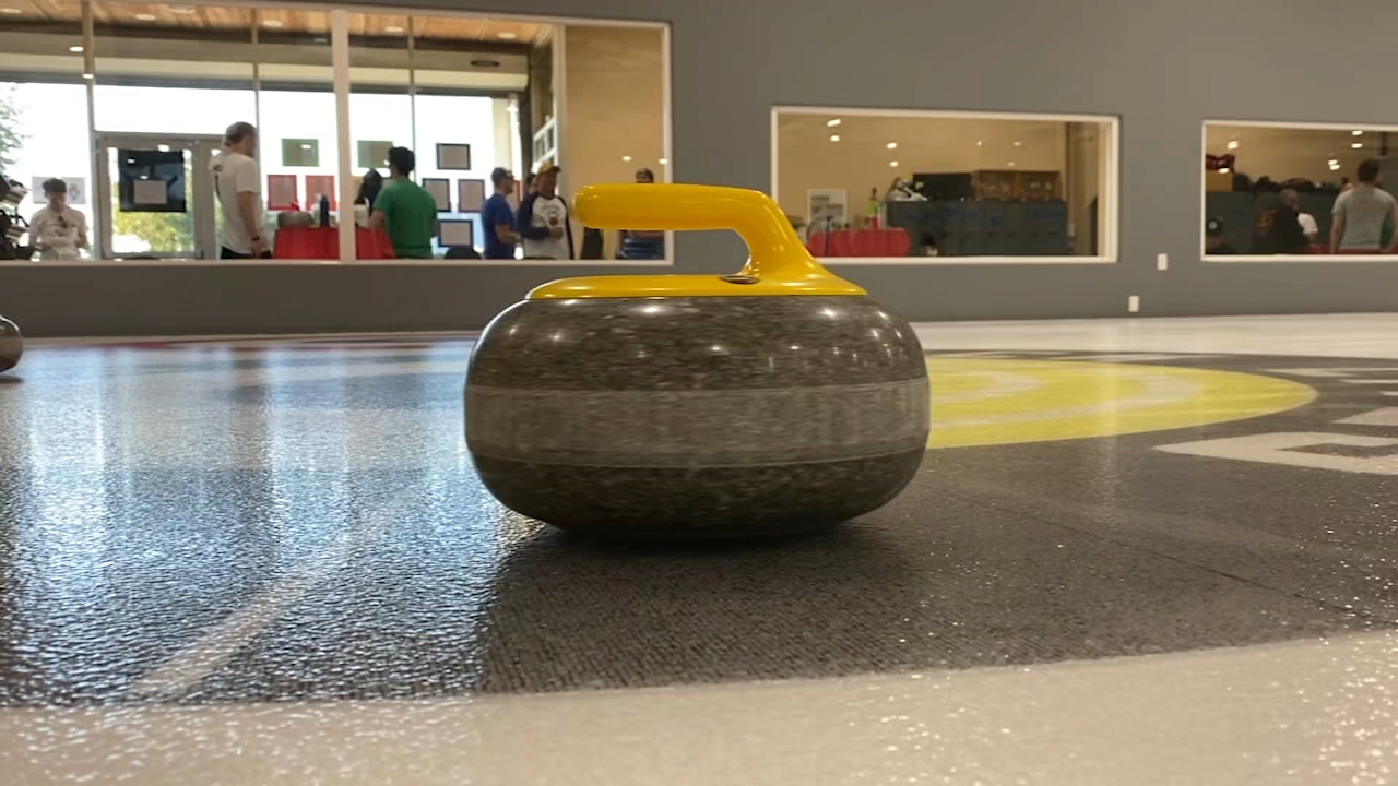 Sport of curling sweeping into East Oakland, 1st club in Bay Area 