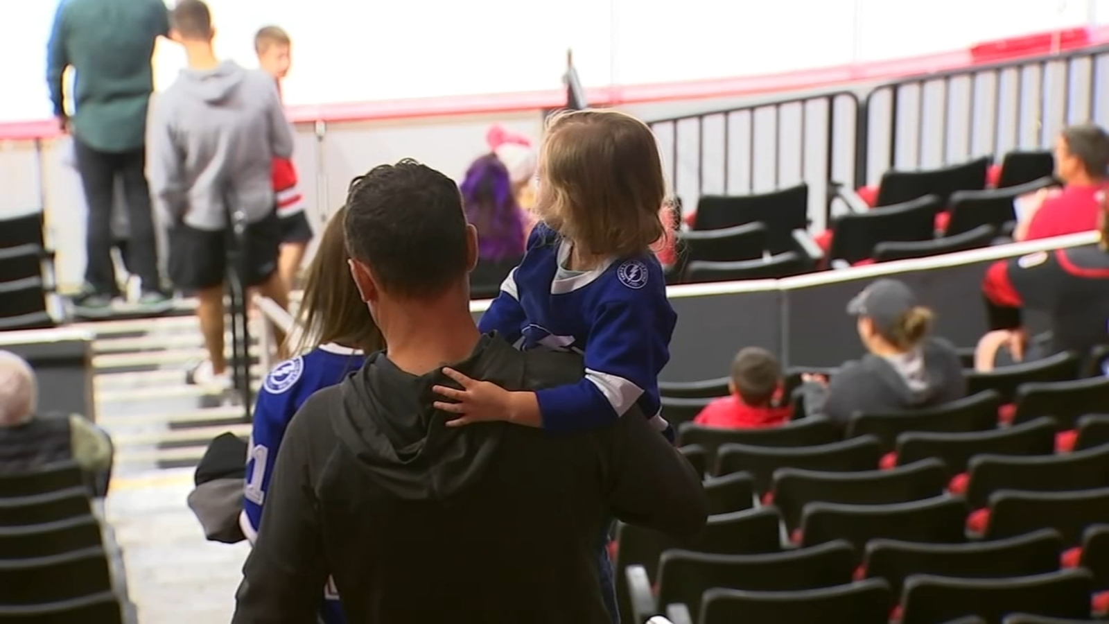 Tampa natives come to CanesLightning game to take minds off Hurricane