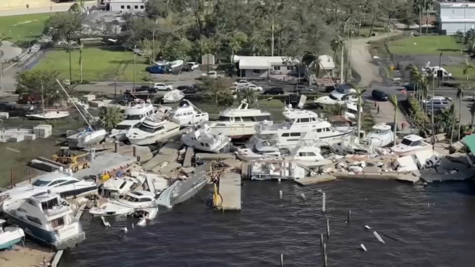 Hurricane Ian updates: Storm upgrades to Category 1; Florida sees deaths, damage as South Carolina braces for landfall - KABC-TV