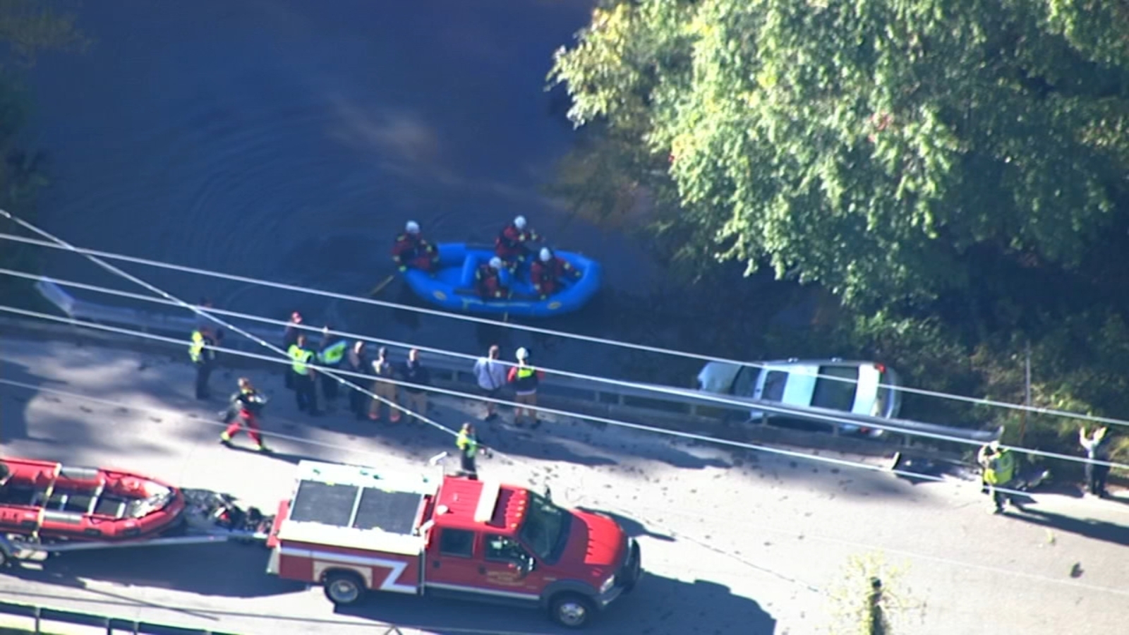 Man found dead in car that crashed into Wake County pond ABC11